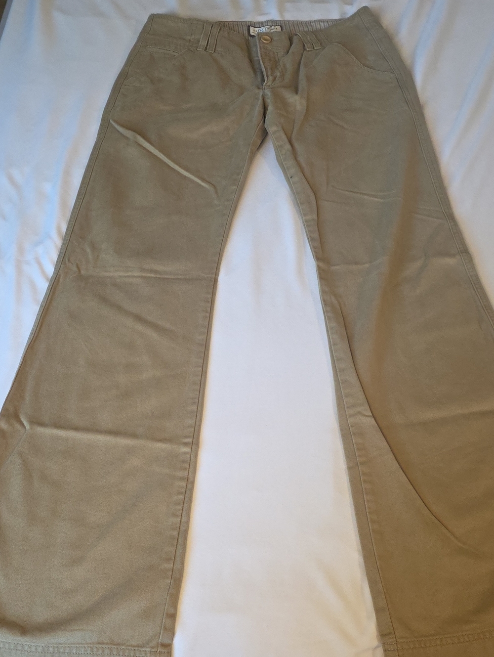 Abercrombie & Fitch Wide-Leg Jeans in Khaki